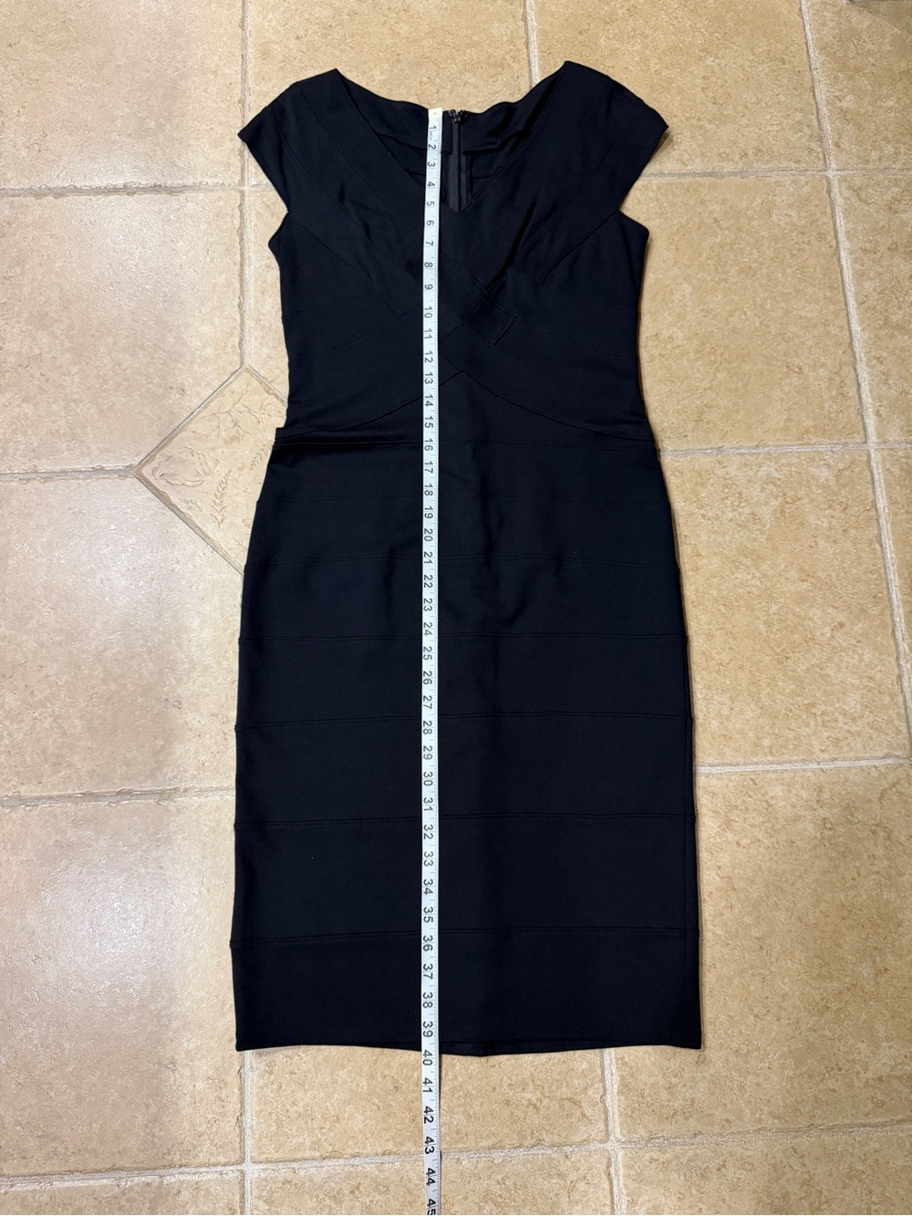 Black Dress - Picture 5 of 5